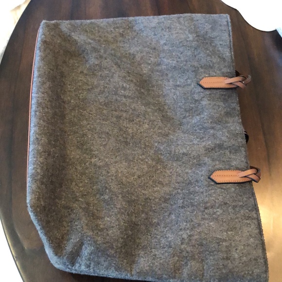 Wool look & faux leather braided shoulder straps and tassel large tote bag - Picture 3 of 10